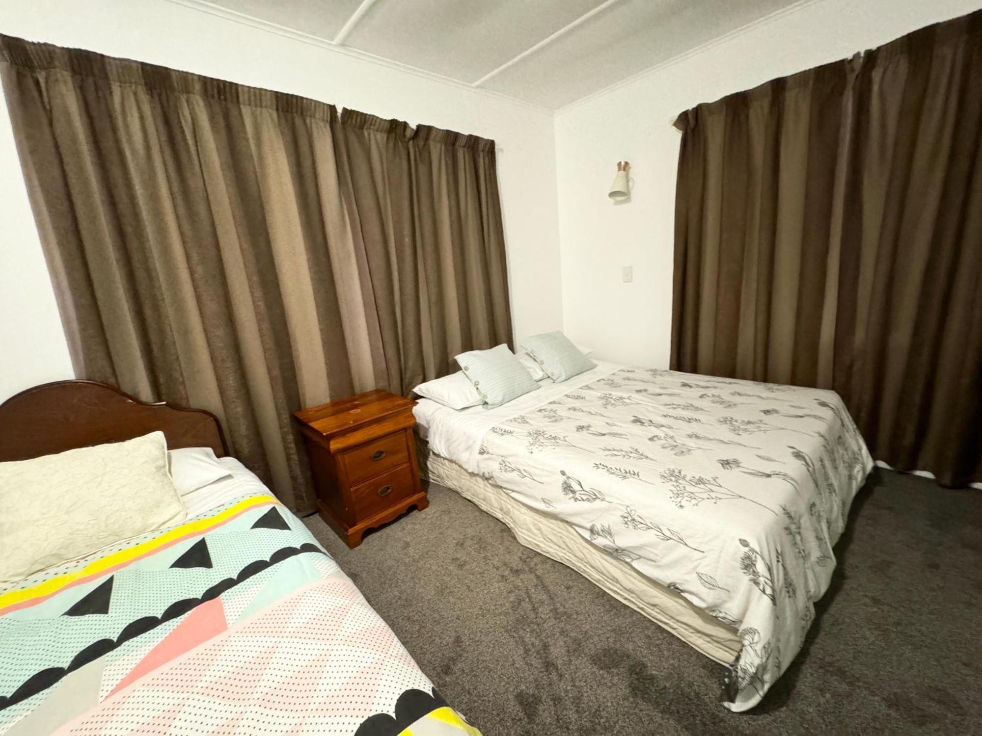 Rainbow Motel & Guest House Tauranga Exterior photo